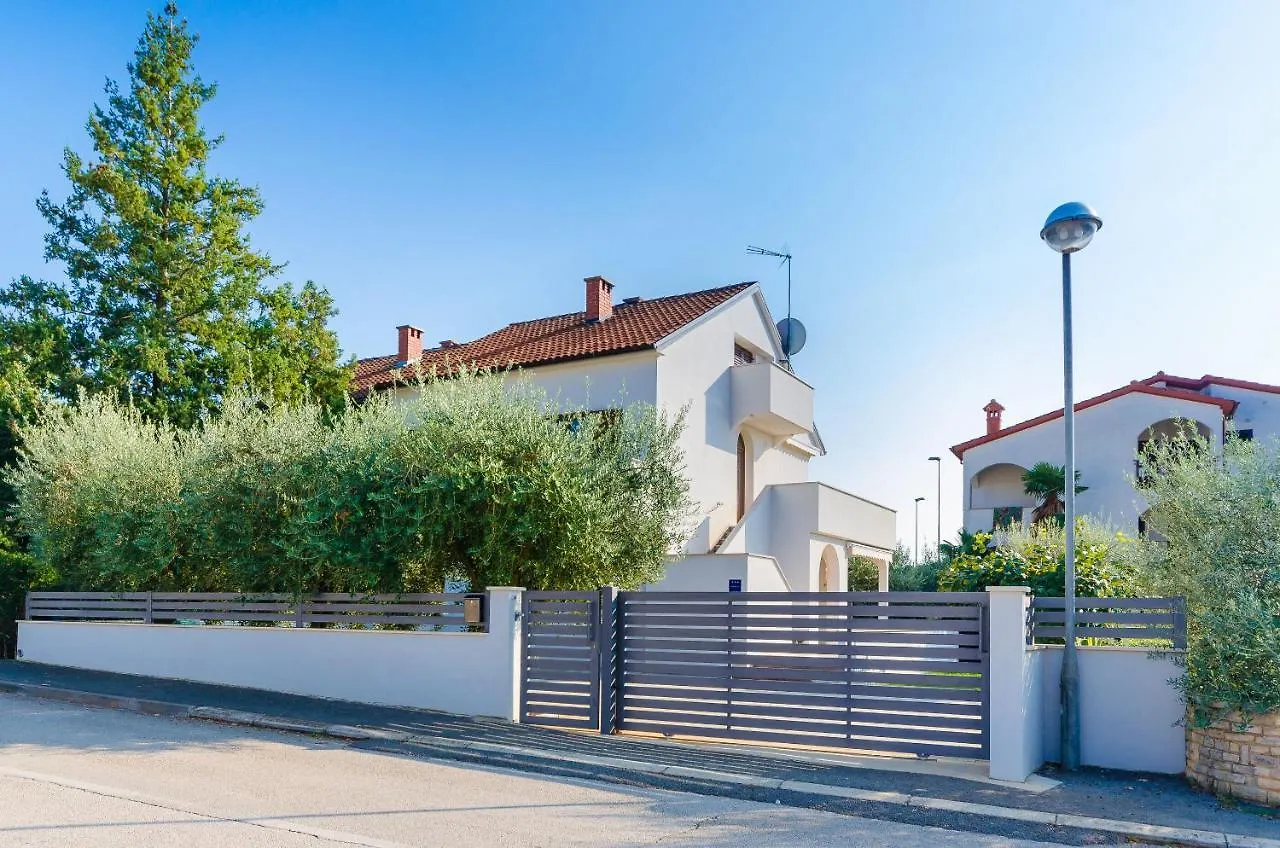 Apartment Marija Porec